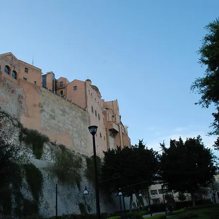 Il Lilla كالياري